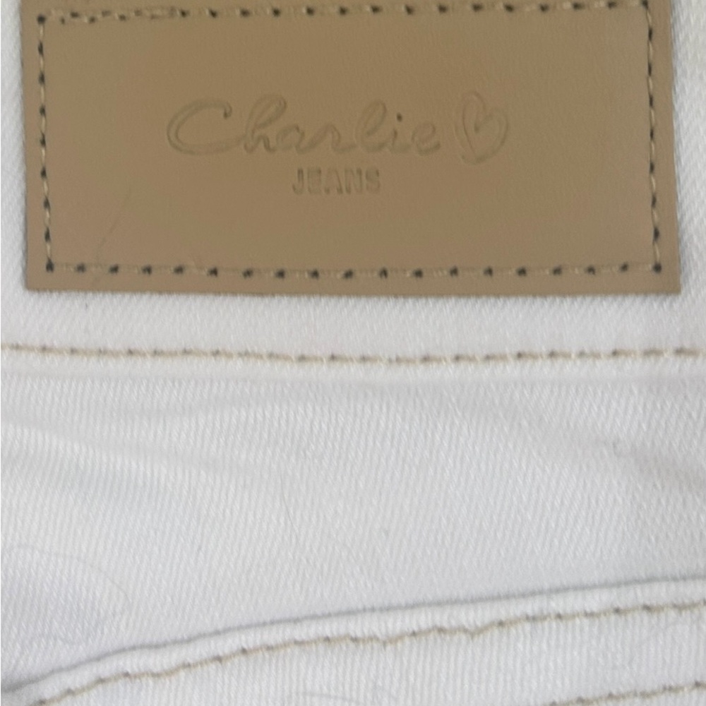 CHARLIE B White Straight Leg ankle Jeans tan Fringe Hems & contrast stitching 4 - Picture 7 of 7
